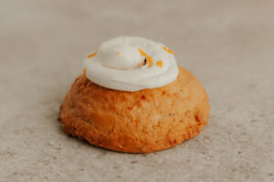 Crumble Cookies Carrot Cake